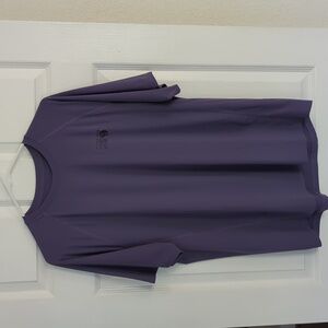 Mountain Hardwear Men's large, short sleeve athletic shirt